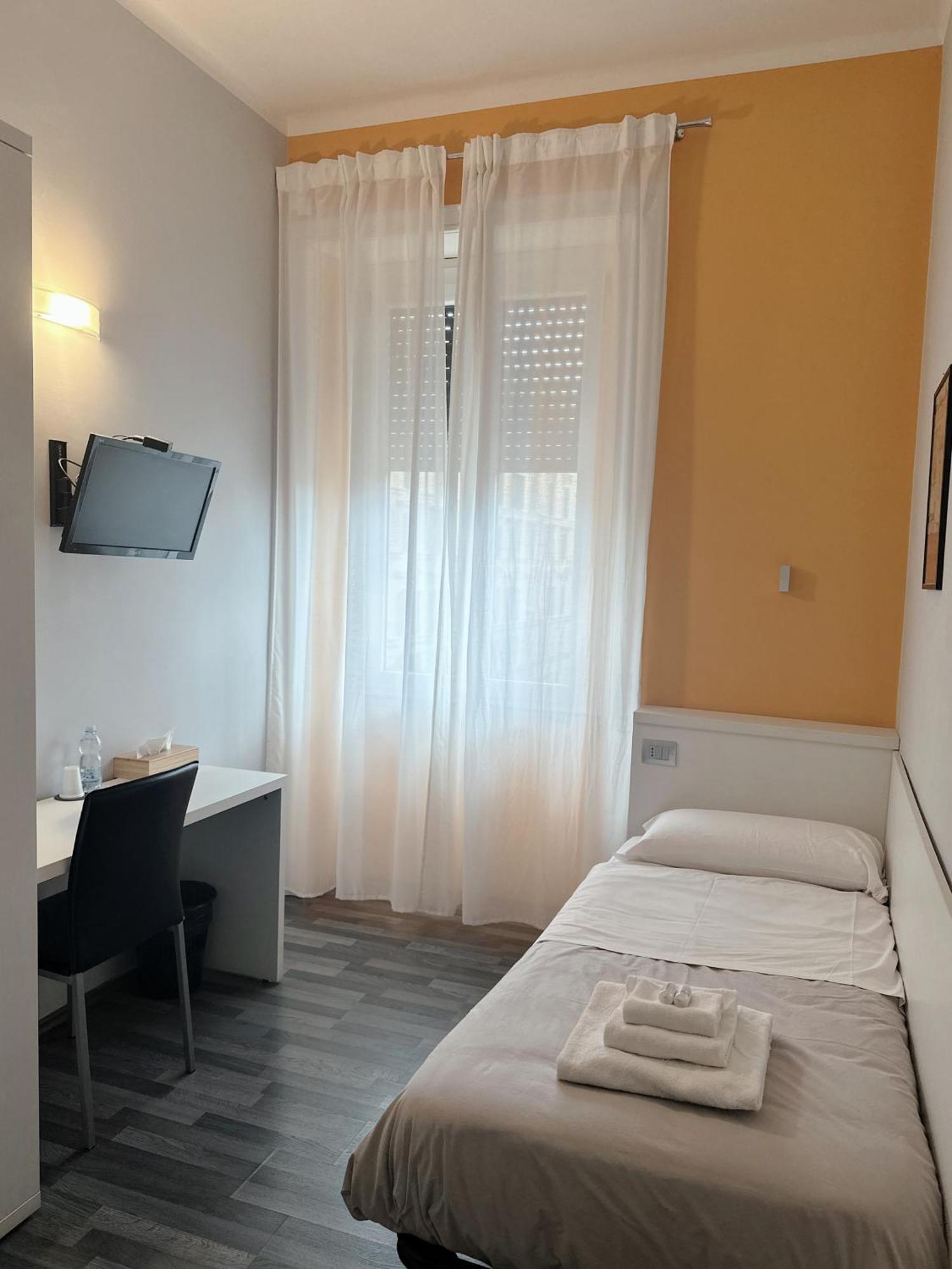 The Manzoni Hotel Rome Bagian luar foto
