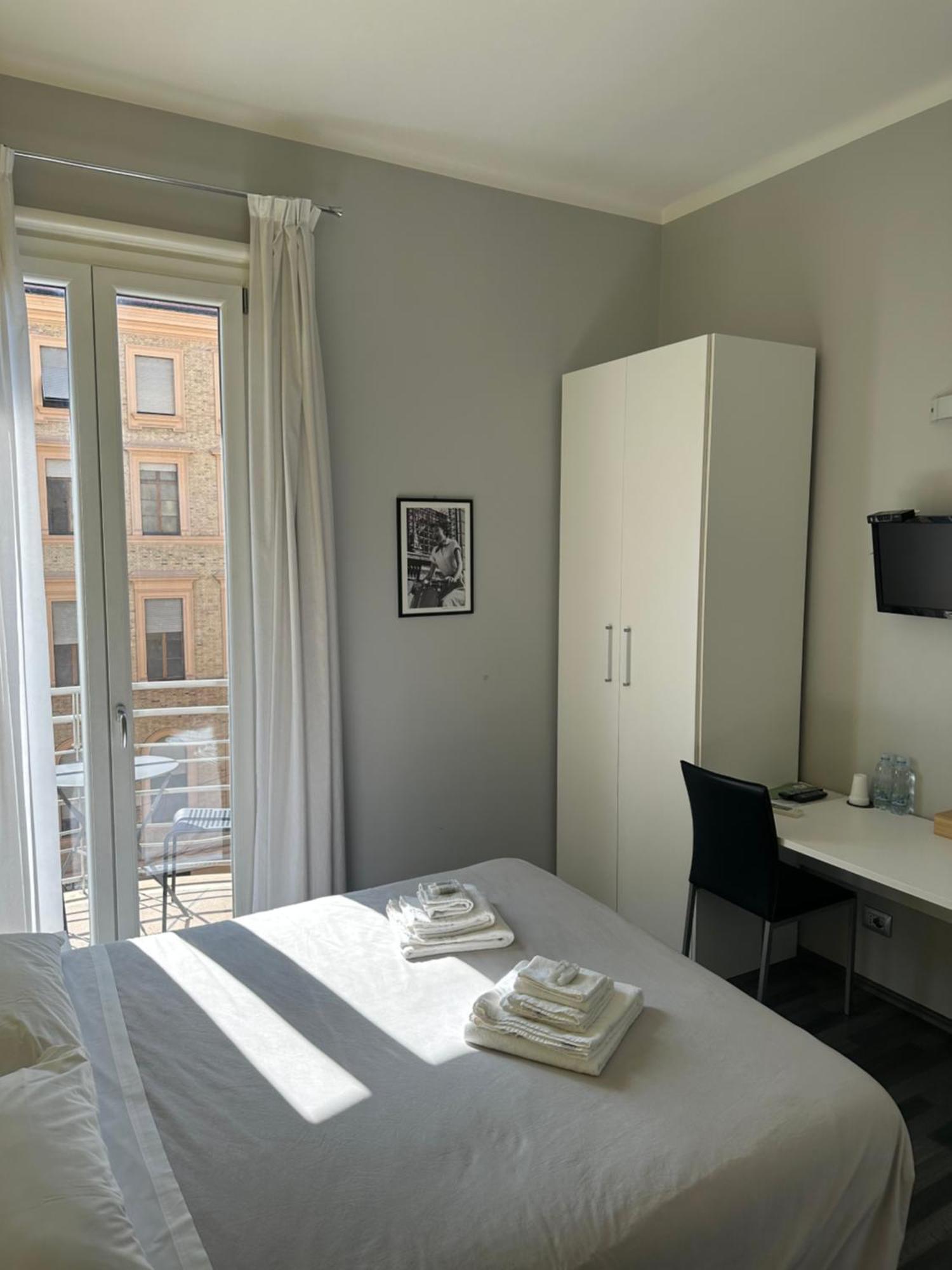 The Manzoni Hotel Rome Bagian luar foto