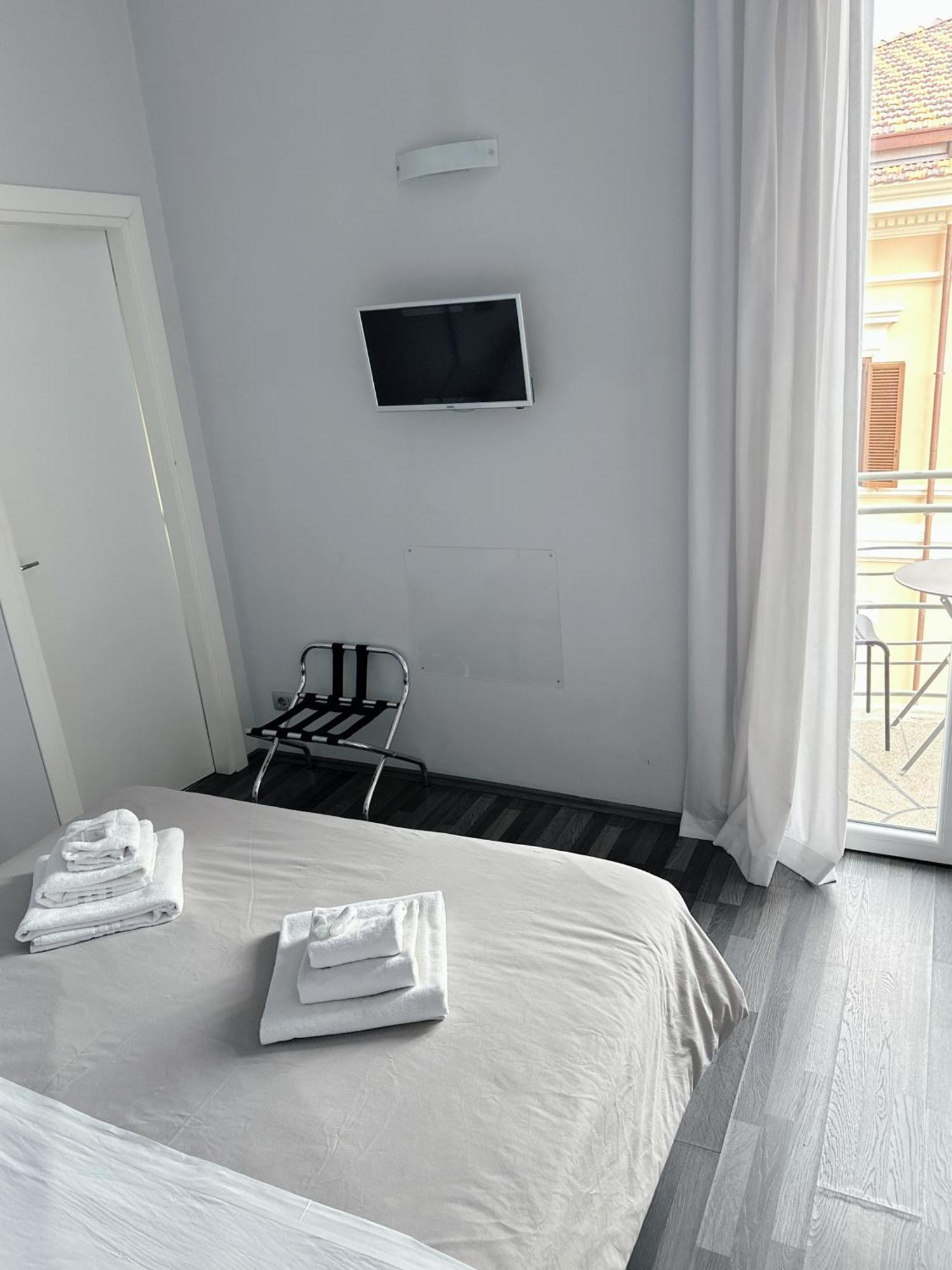 The Manzoni Hotel Rome Bagian luar foto